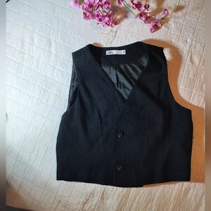 Zara Black Sleeveless Vest